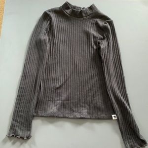 A&E kids long sleeve